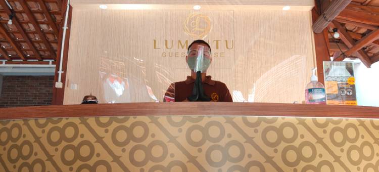 鲁敏图伊斯兰酒店YIA邬伦普罗戈(Lumintu Syariah Yia Kulon Progo)图片