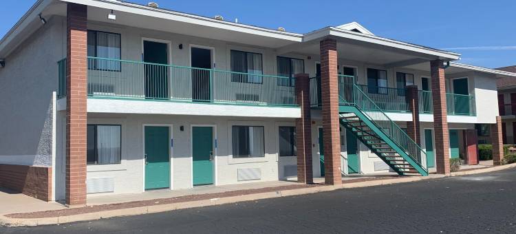 霍尔布鲁克格林豪泰酒店(GreenTree Inn of Holbrook, AZ)图片