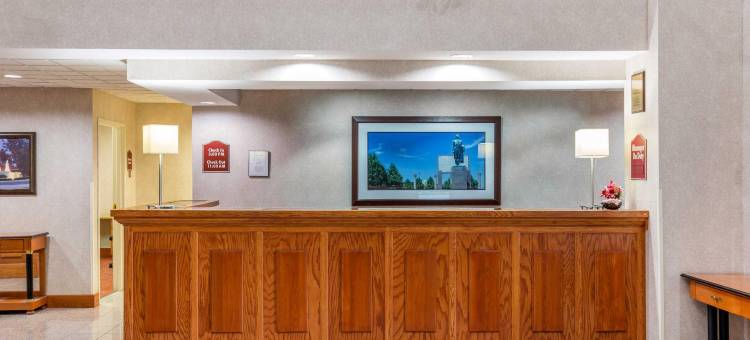 温德姆沃基根戴斯酒店(Days Inn by Wyndham Waukegan)图片