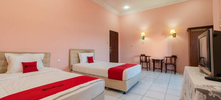 红多兹酒店-近西兰吉特国际机场(RedDoorz Near Silangit International Airport)图片