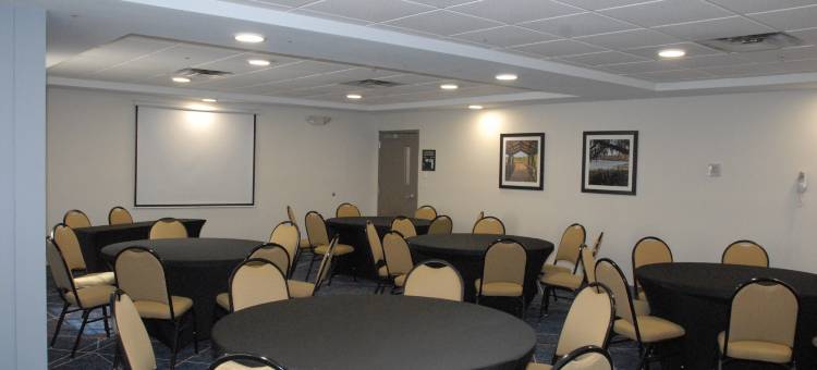 Candlewood Suites 塔拉哈西(Candlewood Suites Tallahassee)图片