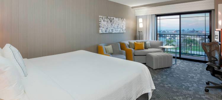 圣迭戈机场/自由站万怡酒店(Courtyard San Diego Airport/Liberty Station)图片