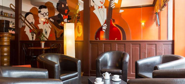 勒皮昂沃莱布里斯托尔原生酒店(The Originals City, Hôtel Bristol, le Puy-en-Velay)图片