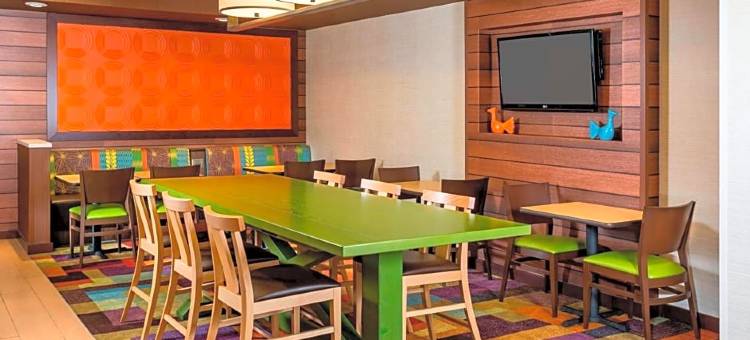曼西万豪万枫酒店(Fairfield Inn Muncie)图片