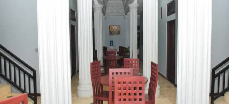 OYO1222普里加加东帕酒店(Puri Gajah Dompak)图片