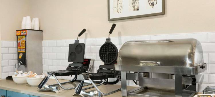 普拉特维尔乡村酒店及套房(Country Inn & Suites by Radisson, Platteville, WI)图片