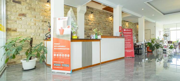 红多兹Plus酒店-近玛琅机场(RedDoorz Plus Near Malang Airport)图片