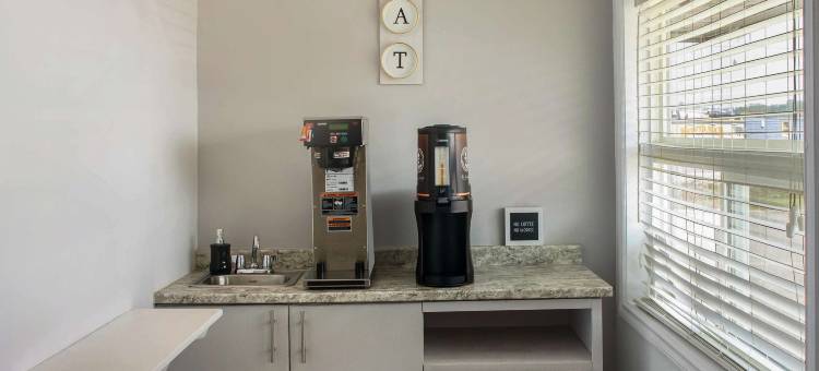 圣约翰堡加拿大钜惠价值酒店(Canadas Best Value Inn Fort St John)图片