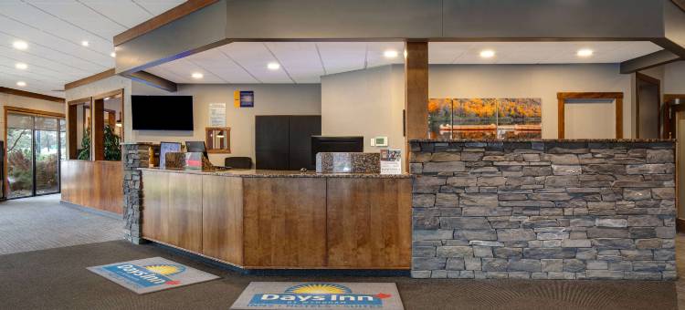 艾伯特王子会议中心戴斯酒店(Days Inn & Conference Centre by Wyndham Prince Albert)图片