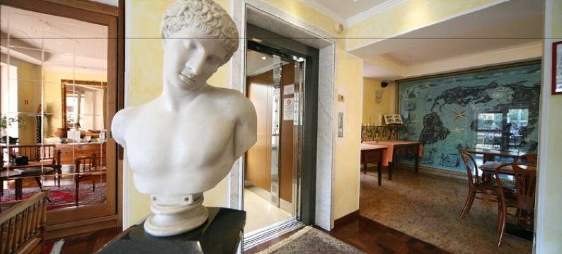 Hotel Ungheria Gruppo Ansel Di Segafredo Enzo & Figli Sas图片