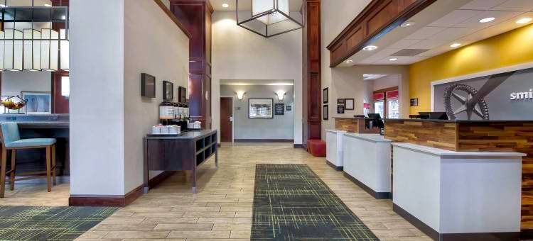 杰克逊欢朋套房酒店(Hampton Inn & Suites Jackson)图片