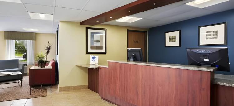 威斯康星州欧克莱尔汽车旅馆(Motel 6 Eau Claire, WI)图片
