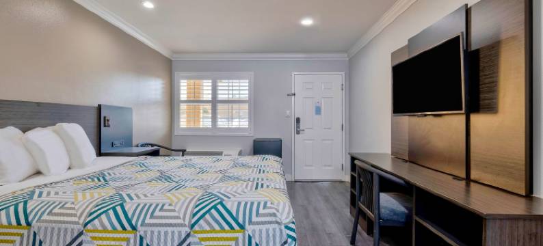 加利福尼亚南门 6 号汽车旅馆(Motel 6 South Gate, CA)图片