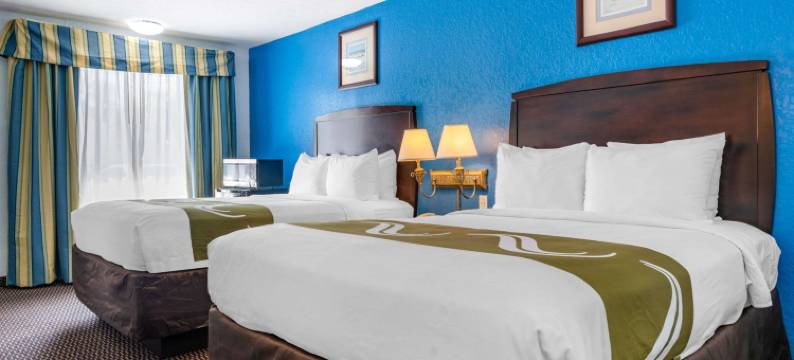 北萨拉索塔凯艺酒店-近丽都岛海滩(Quality Inn Sarasota North Near Lido Key Beach)图片