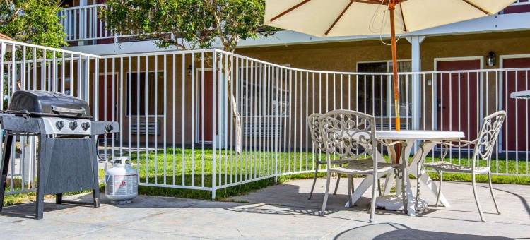 克拉丽奥酒店 - 近中国湖海军基地(Clarion Inn Near China Lake Naval Station)图片