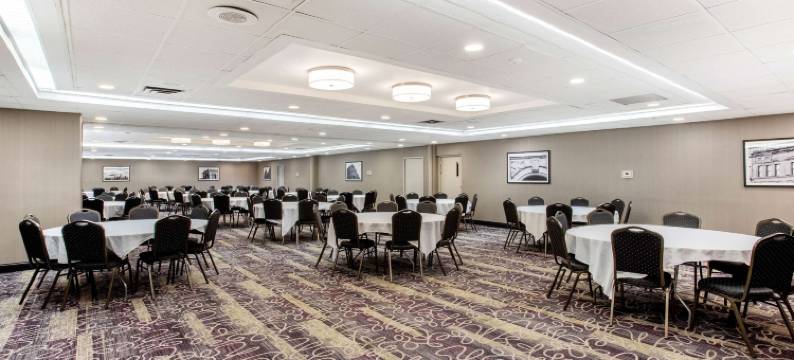 印第安纳波利斯南拉昆塔温德姆套房酒店(La Quinta Inn & Suites by Wyndham Indianapolis South)图片