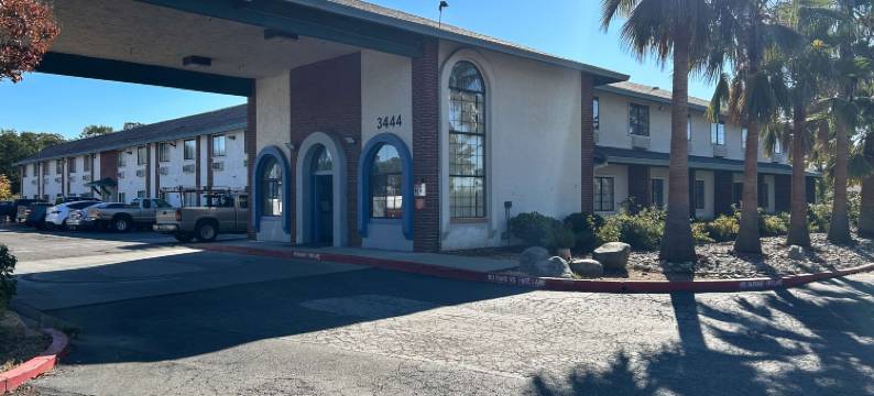 加利福尼亚佛森卡默朗公园 6 号开放式客房汽车旅馆(Studio 6 Suites Cameron Park, CA - Folsom)图片