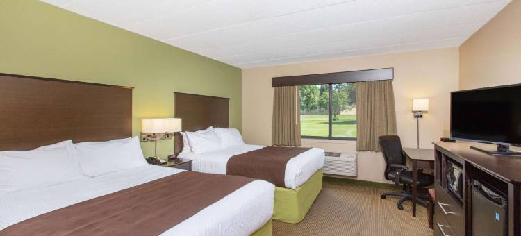 奥科博吉美吟温德姆酒店(AmericInn by Wyndham Okoboji)图片