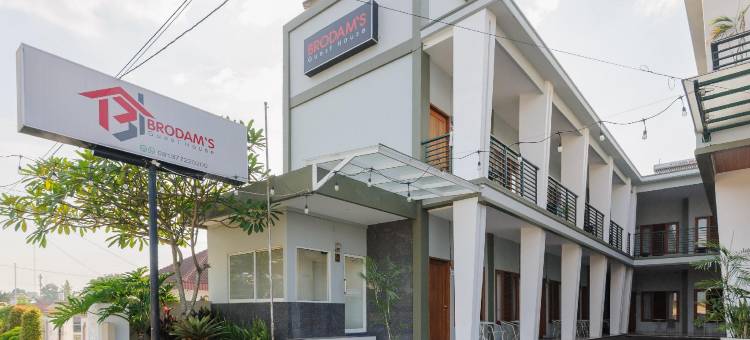 布罗丹帕玛唐西安塔城市景观酒店(Urbanview Hotel Brodam's Pematang Siantar by RedDoorz)图片