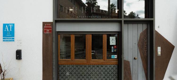 拉普拉塔托雷旅游公寓酒店(Azz Sevilla Torre de la Plata Apartamentos)图片