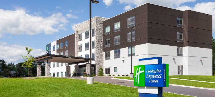 里兹堡-戴尔斯地区快捷假日酒店(Holiday Inn Express & Suites Reedsburg – Dells Area)图片
