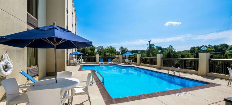 舒适套房酒店-近达拉姆杜克大学(Comfort Inn & Suites Durham Near Duke University)图片