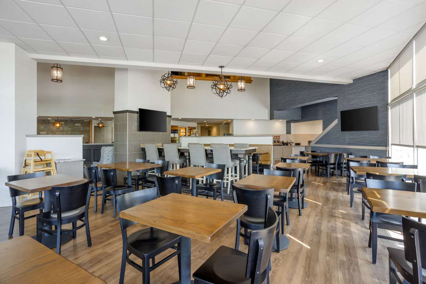 Best Western Plus Revere Inn  Suites Over view