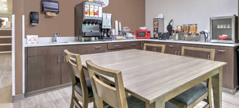 沃克西哈奇速8酒店(Super 8 by Wyndham Waxahachie TX)图片