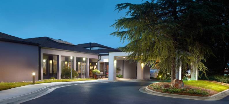 罗利市中心万怡酒店(Courtyard Raleigh Midtown)图片