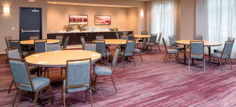 路易斯威尔市区万怡酒店(Courtyard Louisville Downtown)图片