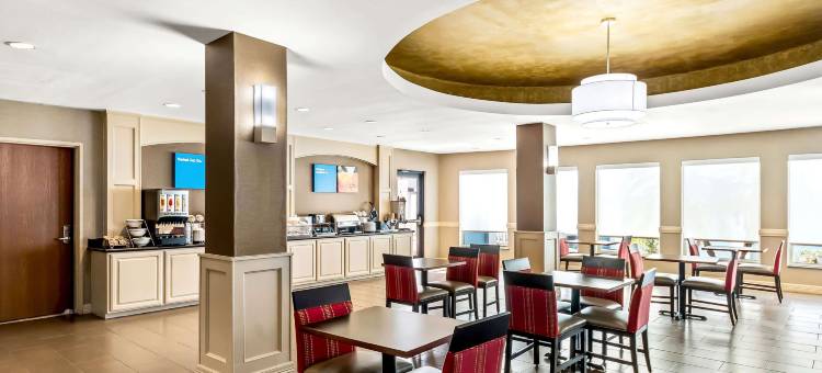 唐娜I-2附近舒适套房酒店(Comfort Inn & Suites Donna Near I-2)图片