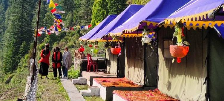 Barot Waterfall Camps and Dorms图片