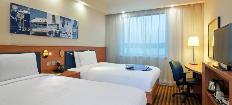 伦敦鲁顿机场希尔顿欢朋酒店(Hampton by Hilton London Luton Airport)图片