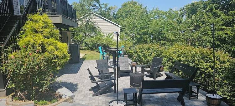 Beautiful Home with Gamers Paradise Game Room!图片