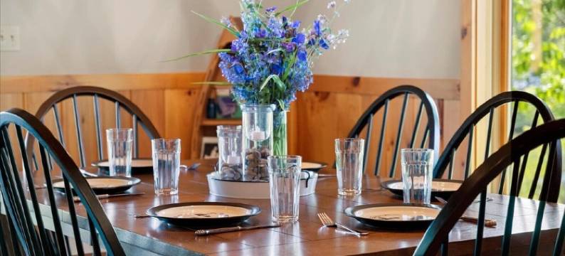 Relax by the Lake! - Shorter May/June Stays Available图片