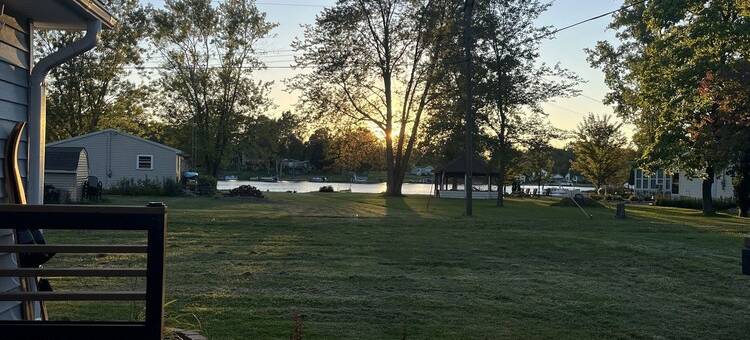 COZY LAKE COTTAGE/CASITA in a quaint country setting图片