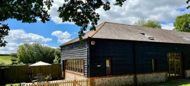 马尔伯里巴恩住宿加早餐旅馆(Lovely Barn Ann-Exe 2 Floors Near Winchester)图片