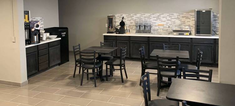 温德姆速8酒店柯克斯维尔-大学区(Super 8 by Wyndham Kirksville University Area)图片