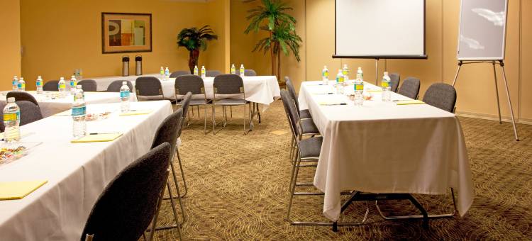 智选假日套房酒店查菲，杰克逊维尔西(Holiday Inn Express & Suites Chaffee-Jacksonville West)图片