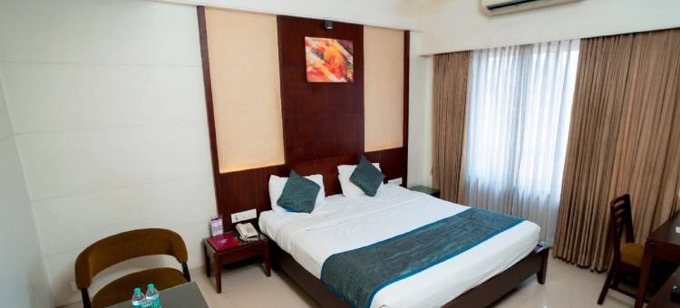 查塔里酒店(Hotel Chaitali - Pure Veg)图片