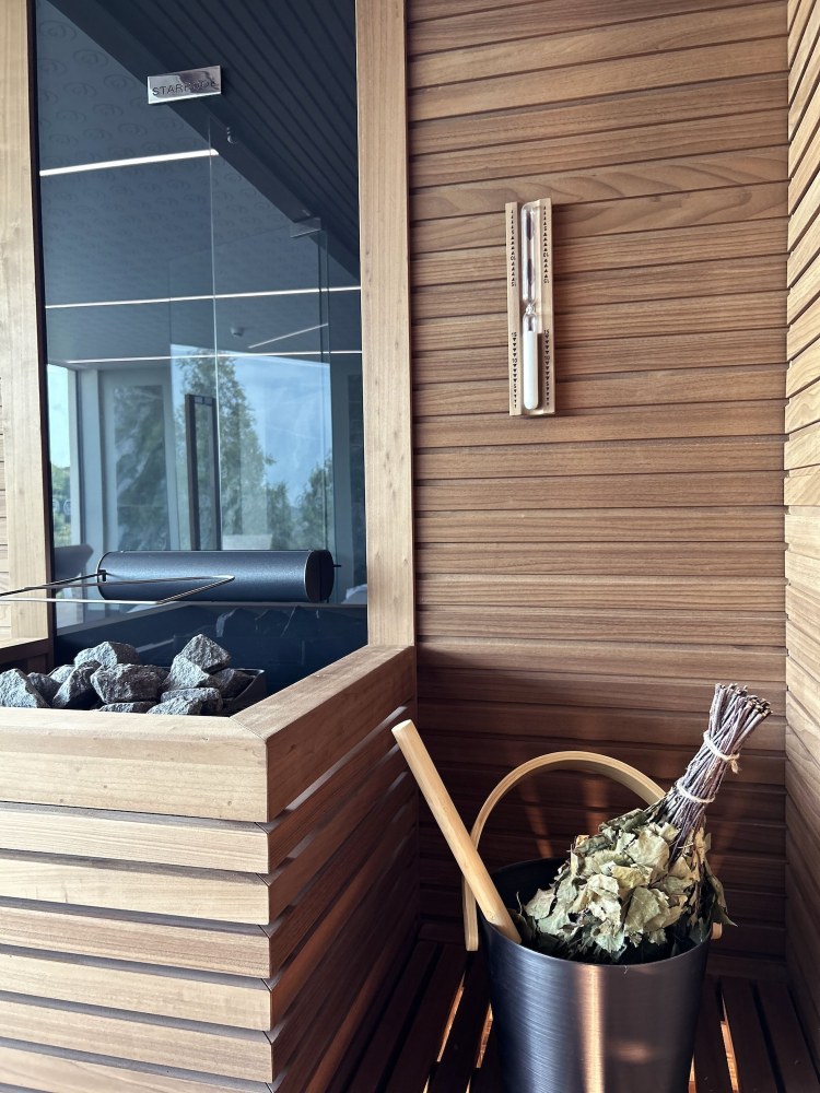 Hellidon Lakes Hotel Over view