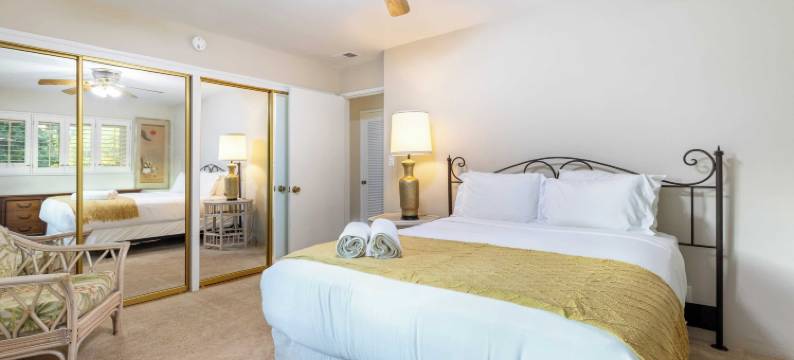 Avantstay 东谷庄园，距海滩几分钟(East Valley Manor by Avantstay Minutes to the Beach)图片