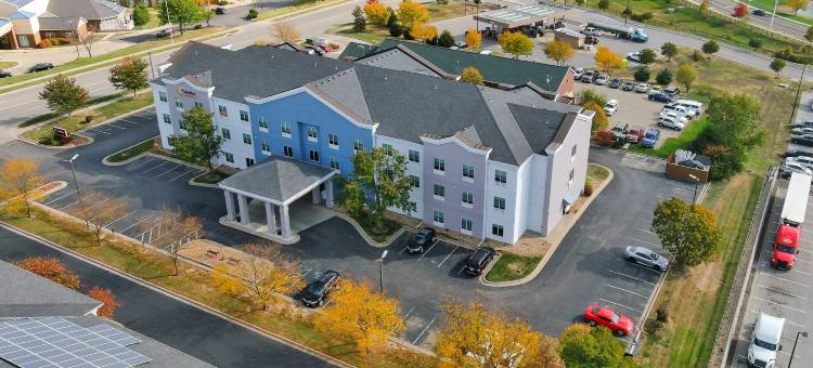 堪萨斯城利伯蒂舒适套房酒店(Comfort Suites Kansas City-Liberty)图片