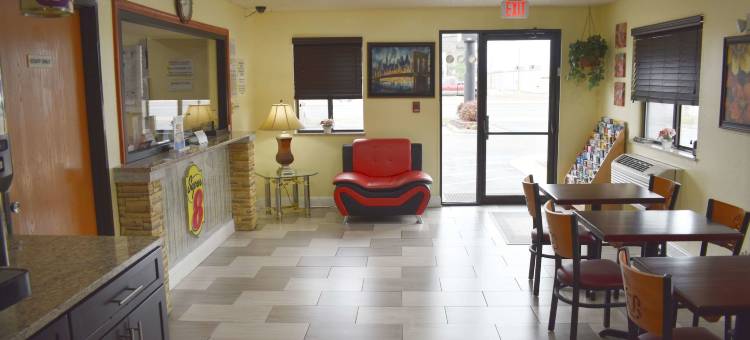 纽波特纽斯-杰斐逊大道速8酒店(Super 8 by Wyndham Newport News/Jefferson Ave.)图片