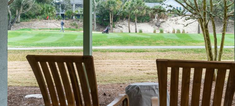 Charming Golf Course Oasis with Breathtaking Views - Inviting Escape图片