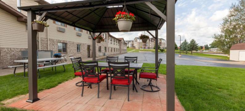 大急流城速8酒店(Super 8 by Wyndham Big Rapids)图片