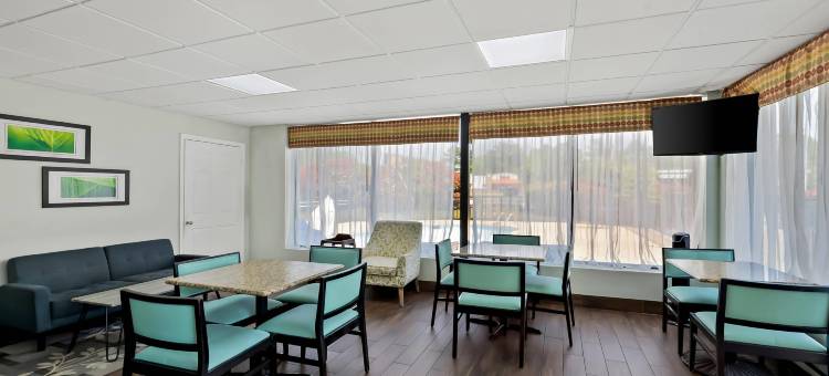 雷福德品质酒店(Quality Inn Raeford)图片