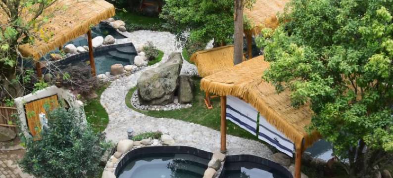 青城山云杉绿洲汤泉酒店图片