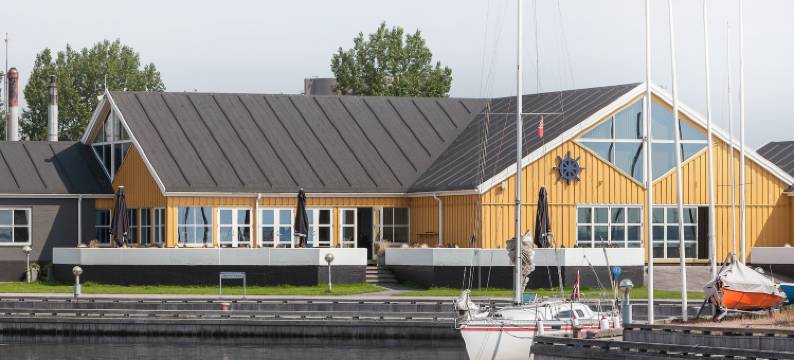 卡洛维巴迪酒店(Kaløvig Badehotel)图片