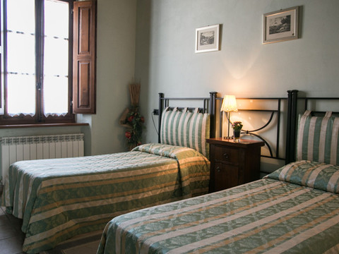 甲板住宿加早餐旅馆